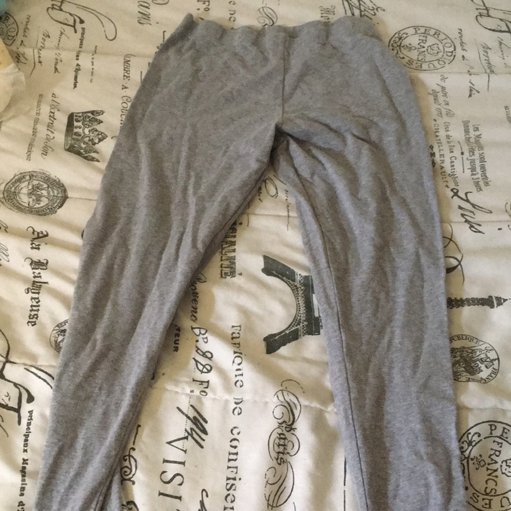 Gray leggings